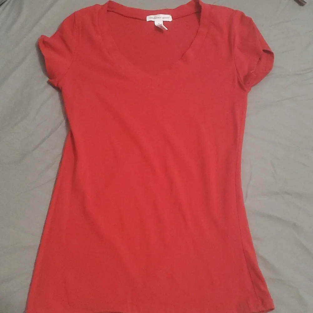 Tops - Picture 4 of 4